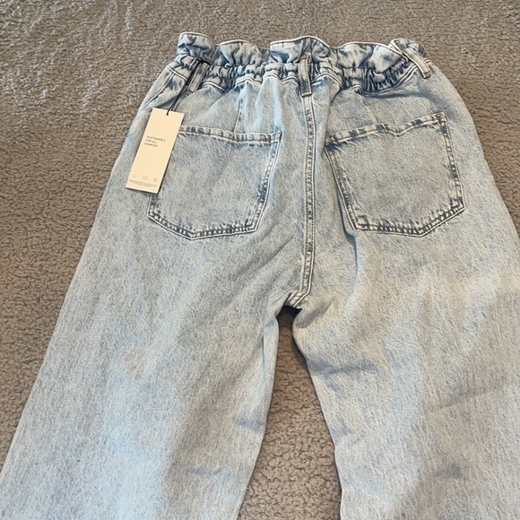 7 for All Mankind Paperbag Waist Balloon in Tuberose size 26 - Picture 7 of 11